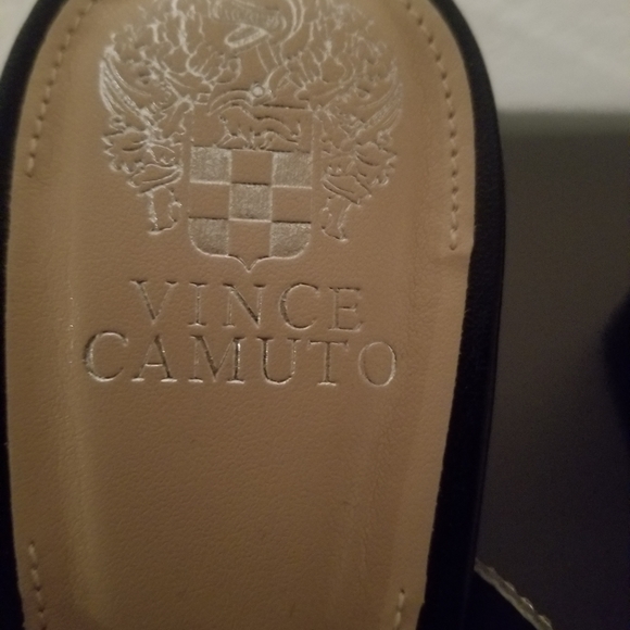 Vince Camuto Magaly women's embellished block heel sandal. 10M - Picture 2 of 8